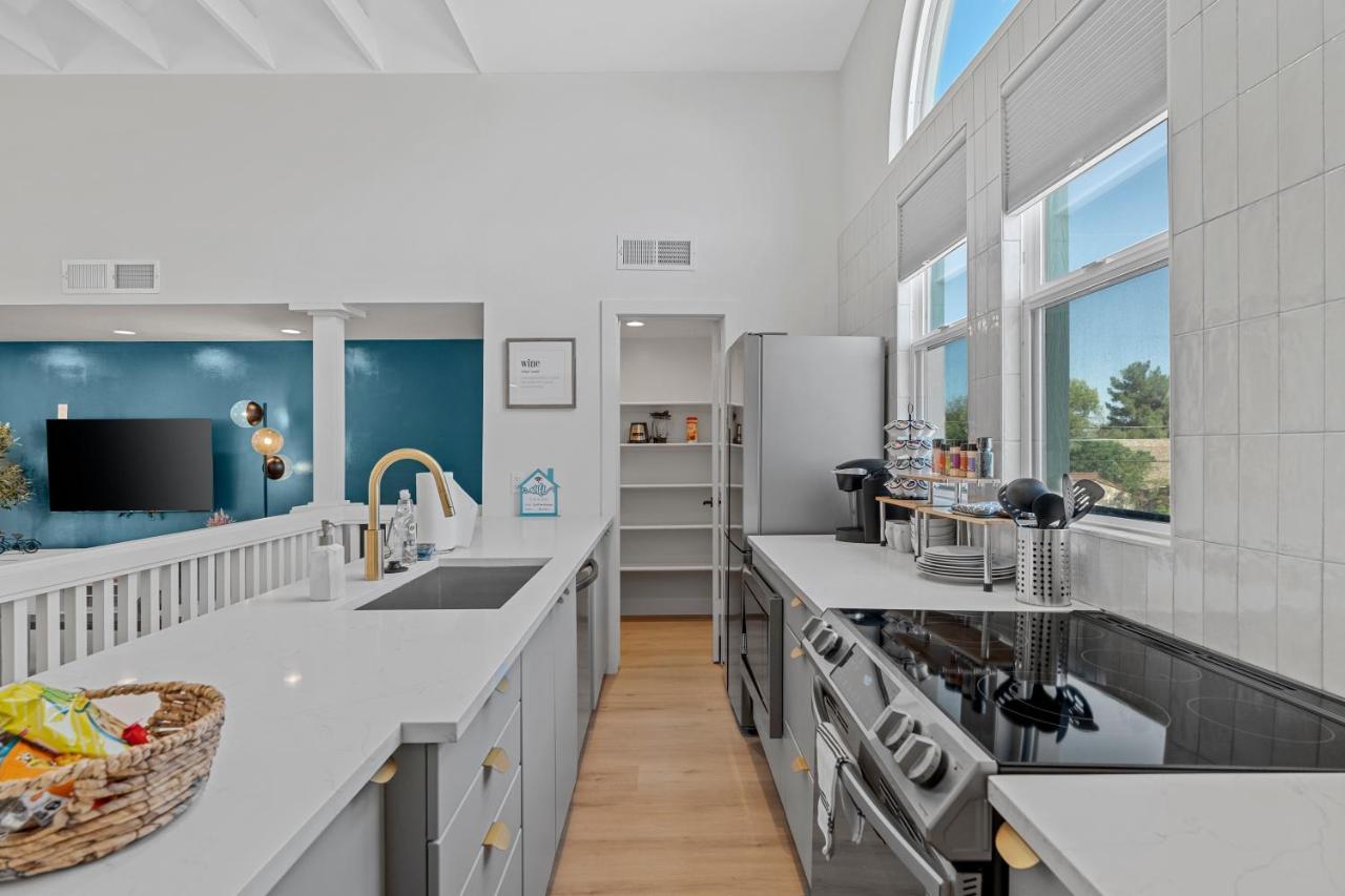 Peaceful Phoenix Getaway - Central Location, Family-Friendly & Pool Table! Buitenkant foto